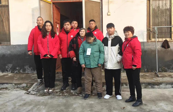 汝南县：走进孩子们内心 实际行动献爱心